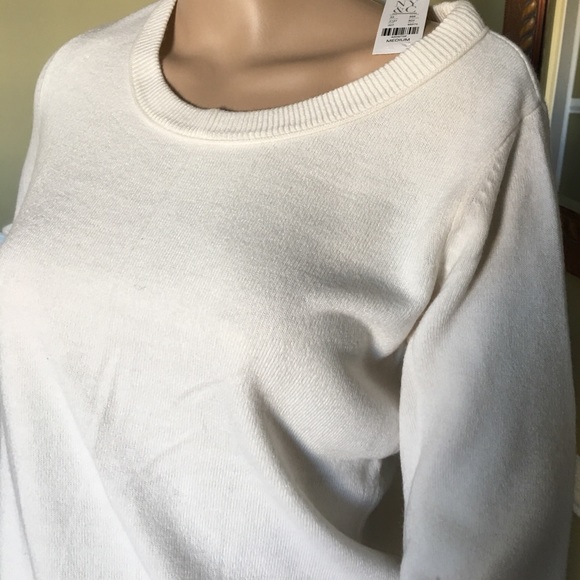 - New York & Company - Picture 3 of 7